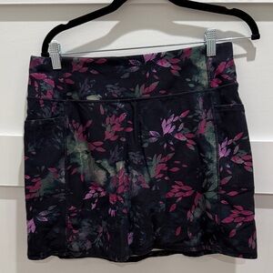 Skechers Black and Pink Leaf Print skort